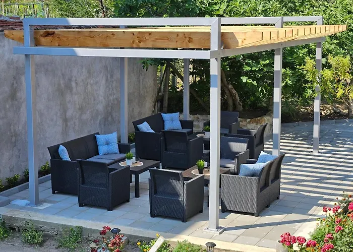 Hotel Family House Manolov